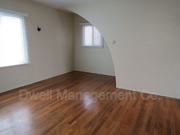 2nd image of 3529 1/2 Park Blvd