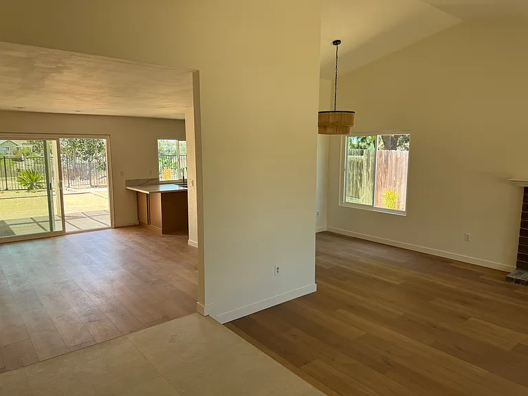 7370 Canyon Breeze Rd — Photo 8