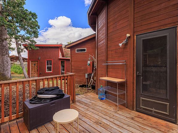 3rd image of 1208 W 28th Ave