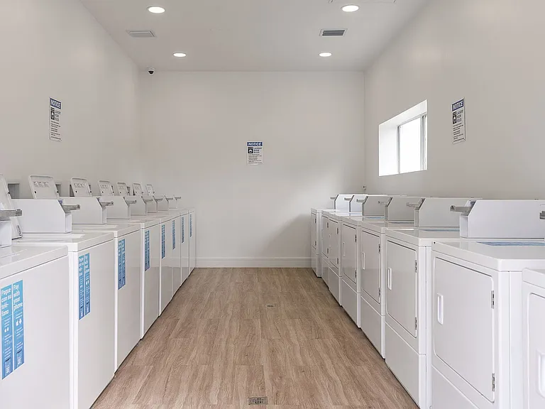 Laundry Room (Web Quality) - Vista Shores