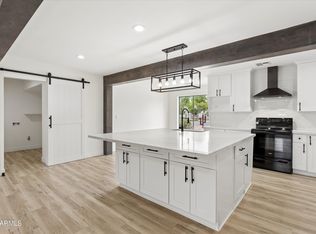 7201 N 16TH Drive, Phoenix, AZ 85021