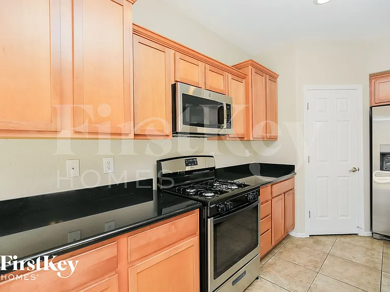 9048 Salvatore St — Photo 6