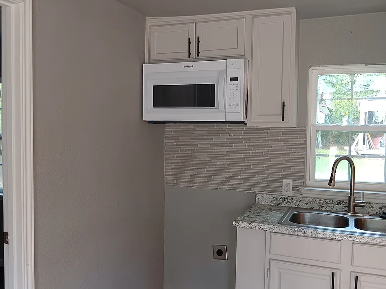 705 Cedar St — Photo 7
