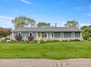 2165 Metzner Rd, Commerce Township, MI 48390