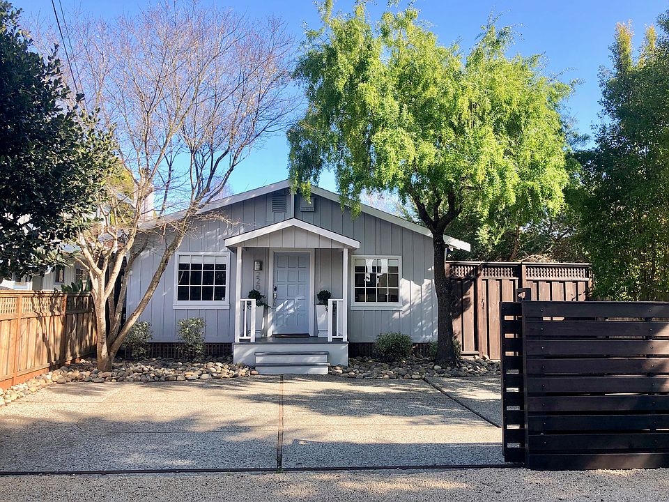 220 18th Ave Santa Cruz CA 95062 Zillow