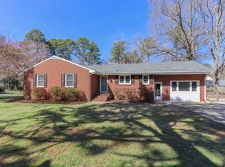 413 Railway Rd, Yorktown, VA 23692