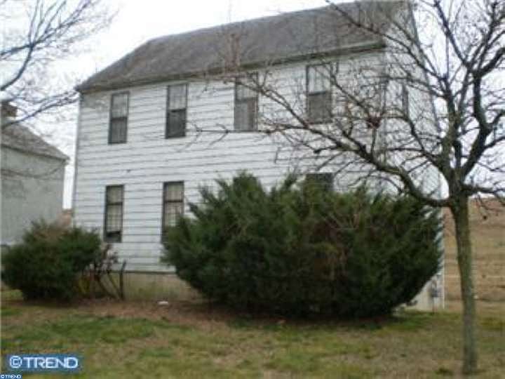 2nd image of 2551 Erial Rd