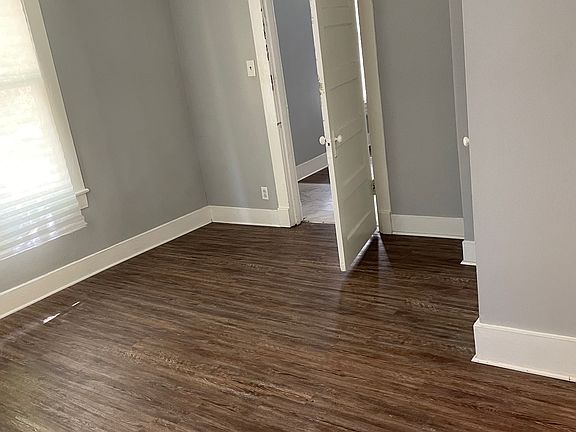 4th image of 3804 Douglass Ave