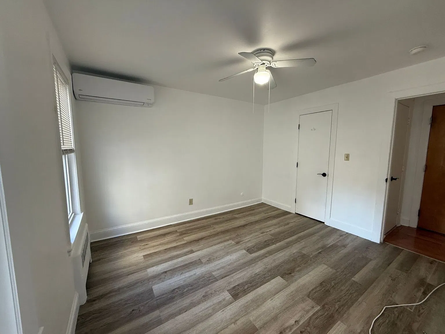 90 Winthrop Shore Dr — Photo 3