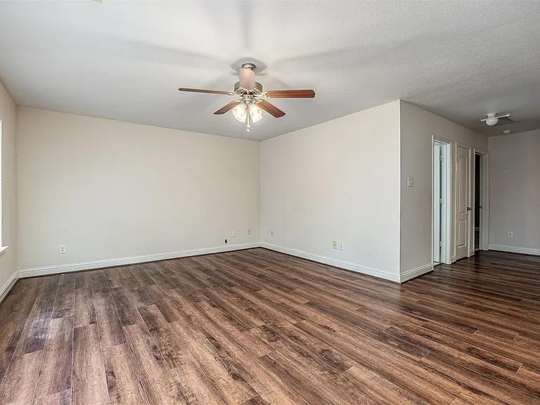 7911 Forest Stone St — Photo 20