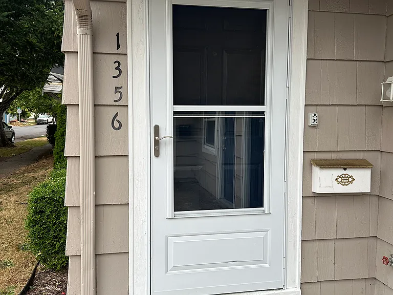 1356 SW A Ave #1356 — Photo 5