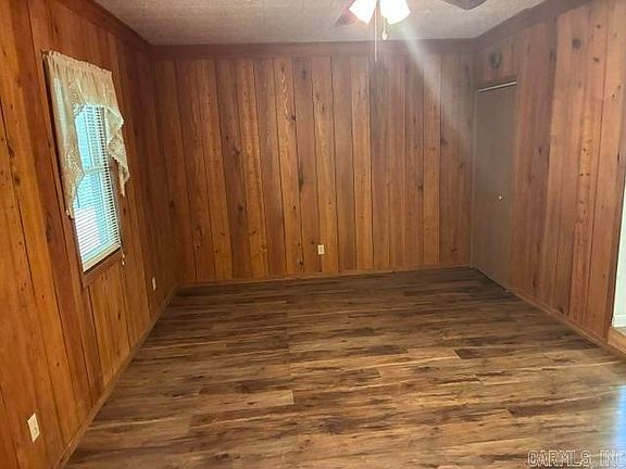 4th image of 1807 H F Henson Dr