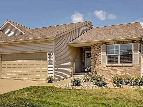 6322 Quail Ridge Dr SW, Cedar Rapids, IA 52404