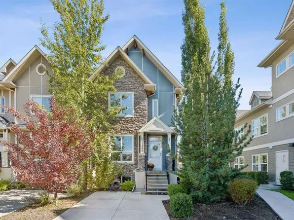 304 W Cranfield Cmn SE, Calgary, AB T3M 1S3