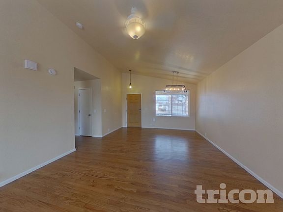 3rd image of 6967 Summer Grace St