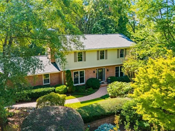 305 Wickerberry Ln, Roswell, GA 30075