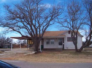 100 N Bell Rd, Iowa Park, TX 76367