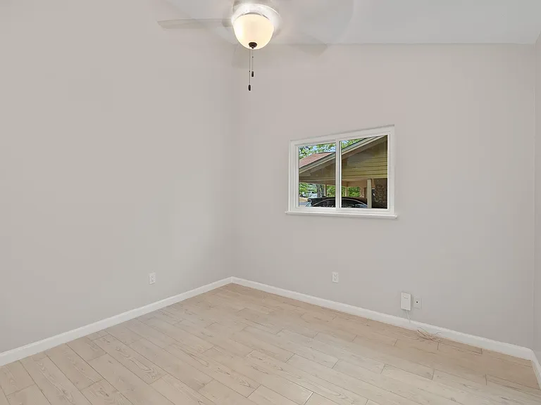 1703 New York Ave — Photo 16