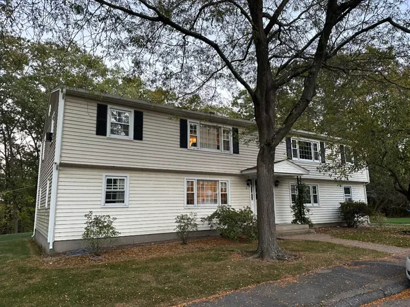 151 Leicester St APT 3D, Auburn, MA 01501