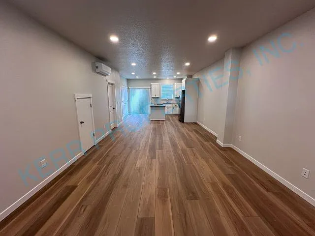 Spacious & Modern 3-Bed Oasis with 2.5 Baths at 8556 SE Lafayette St, Portland! — Photo 3