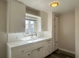 2821 E 65th St #A, Long Beach, CA 90805