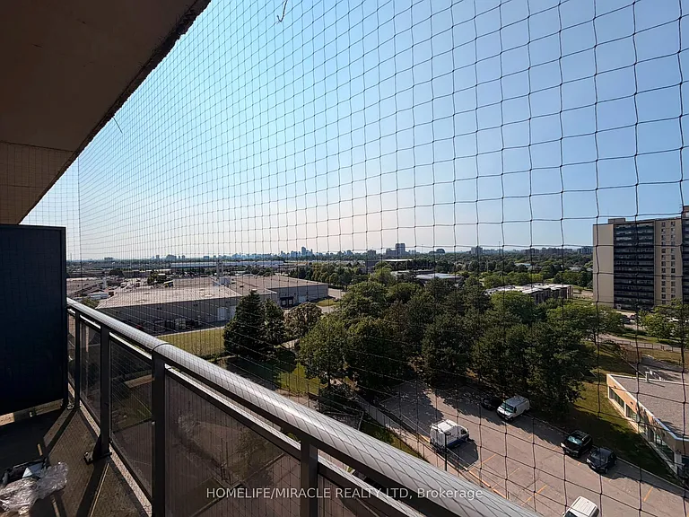 100 Dundalk Dr #916 — Photo 14