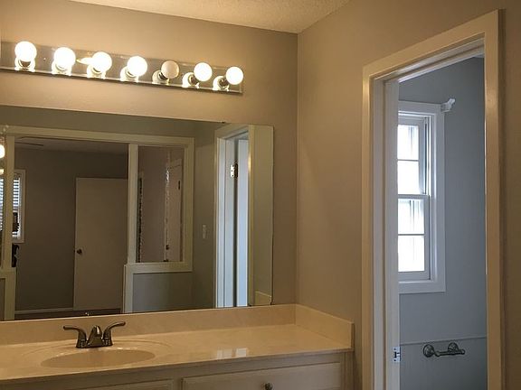 5th image of 6117 Nashville Ave