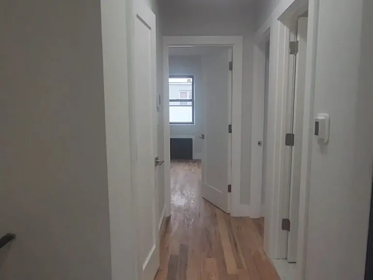 1424 E 102nd St #2B — Photo 12