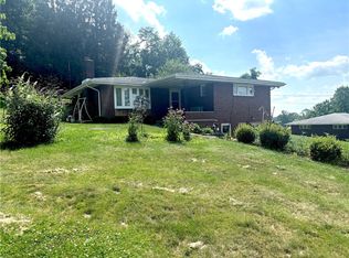 245 Mountain View Rd S, Uniontown, PA 15401