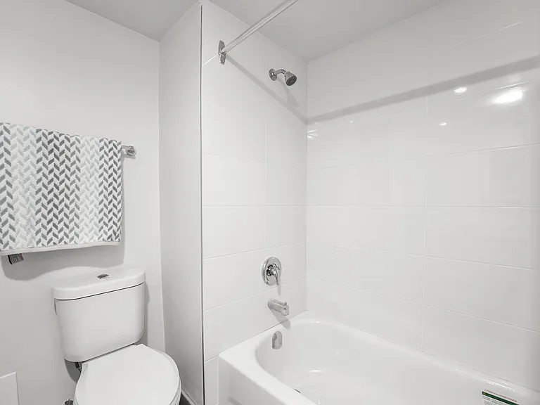 41 Warrender Ave #2 BD — Photo 13