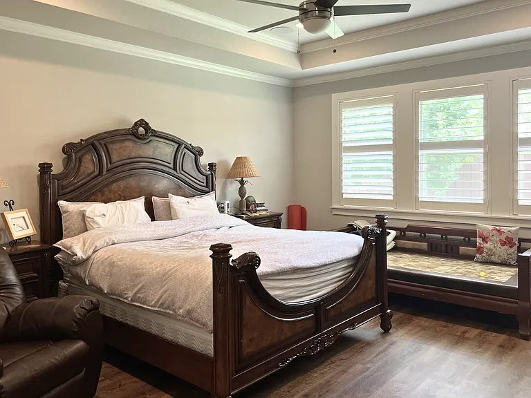 880 Saint Peter Ln — Photo 17