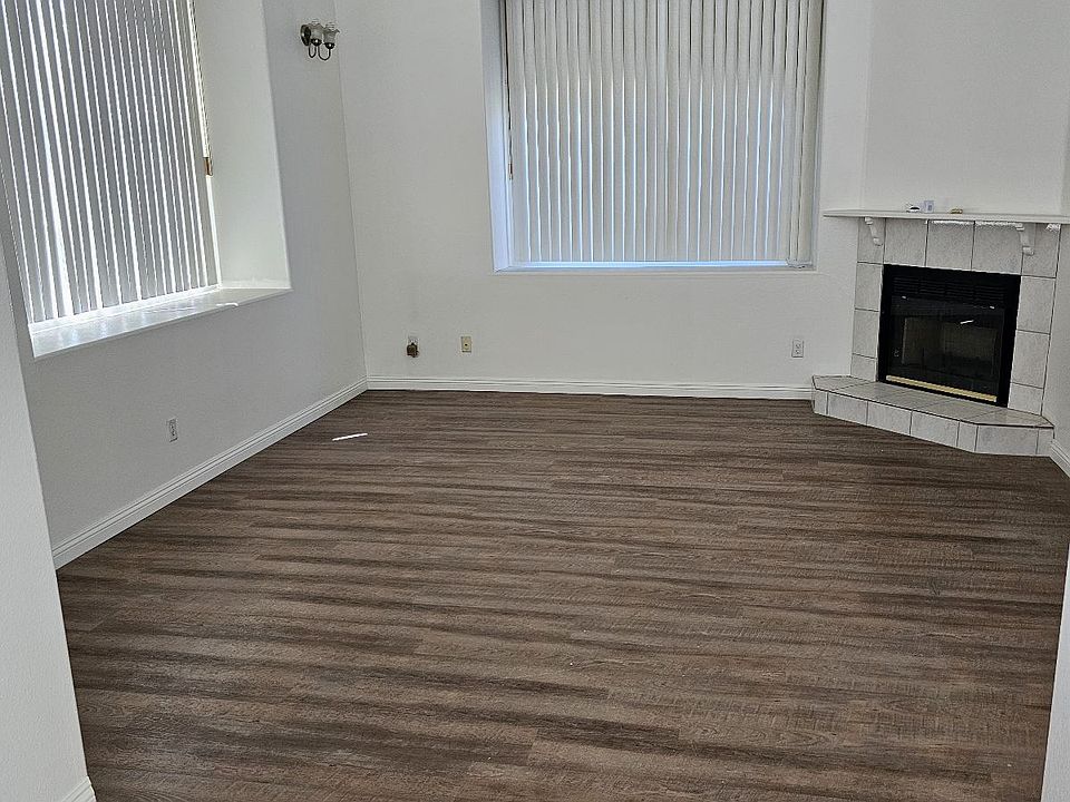 1st image of 426 Everett Ave