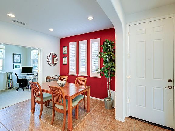 4th image of 3838 Moody Ln