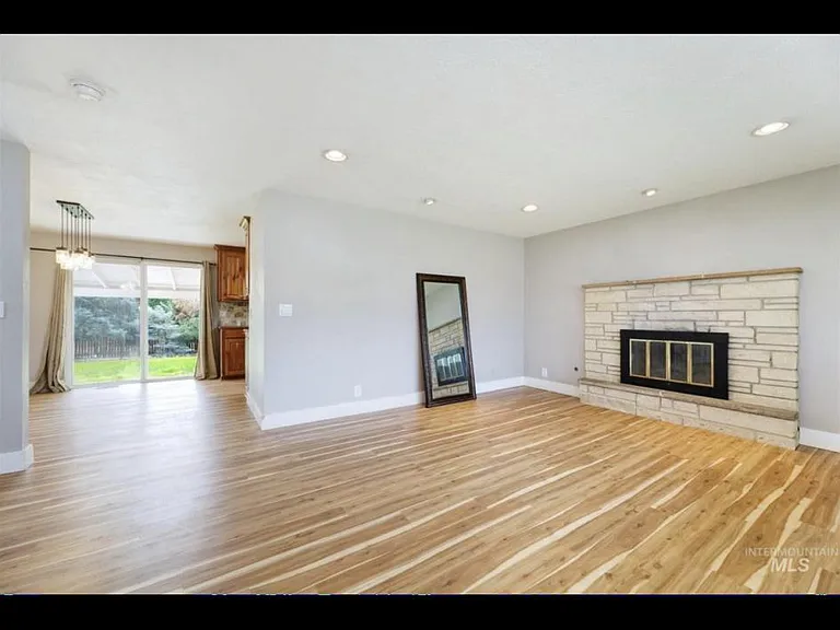 6701 W Kirkwood Rd — Photo 6