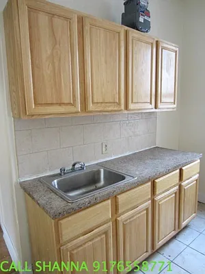 Rented by Bohemia Realty Group | media 18