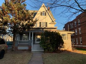 486 Prospect Ave, Hartford, CT