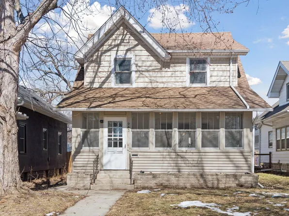 943 Wakefield Ave, Saint Paul, MN 55106