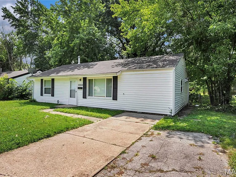 9713 Dennis Dr — Photo 3