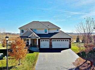 14258 Ailesbury Ct, Rosemount, MN 55068