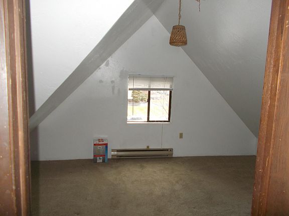 4th image of 405 E Pine St #2