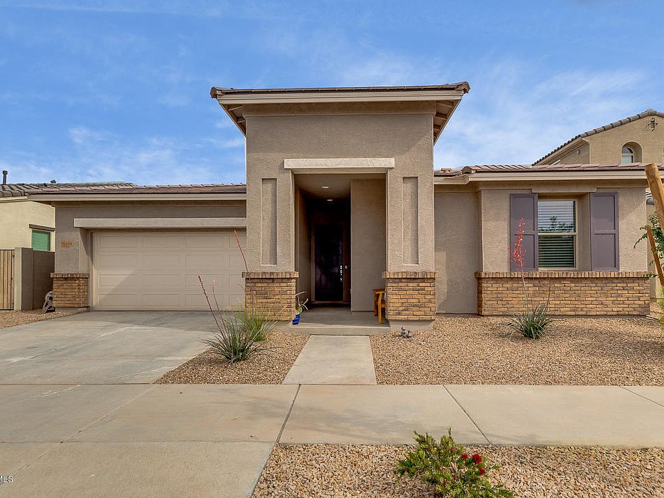 1st image of 22468 E Silver Creek Ln