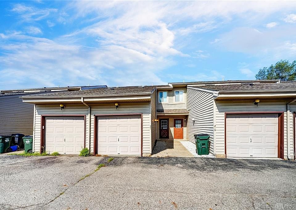 1st image of 37 Highpoint Dr #8