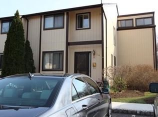 104 Chelsea Way, Bridgewater, NJ 08807