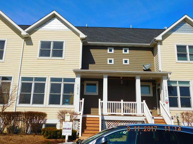 1st image of 1454 Broadway St #1454