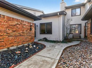 11612 Heather Dale Dr, Saint Louis, MO 63146
