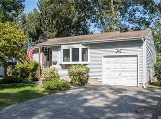 763 Densfield Rd, West Babylon, NY 11704