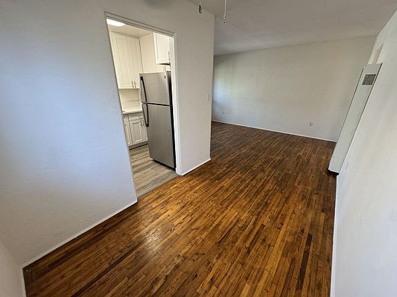 5th image of 1801-15 Cable St #1805