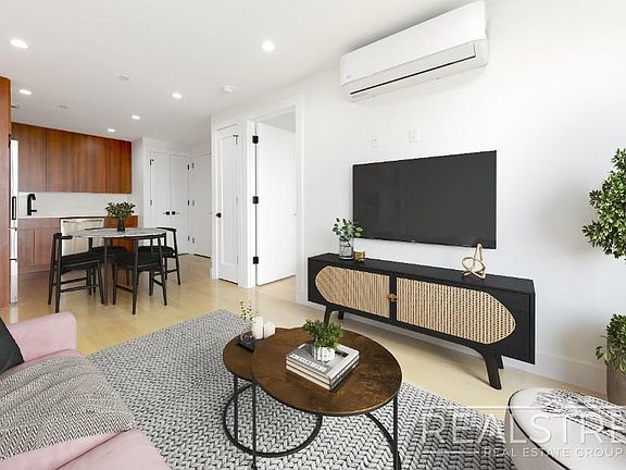 2nd image of 1889 Bergen St #3R