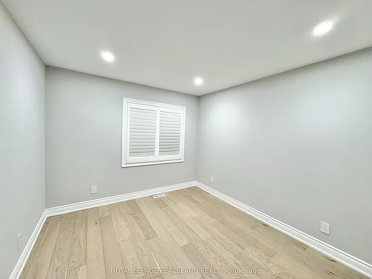 47 Chamberlain Ave — Photo 10