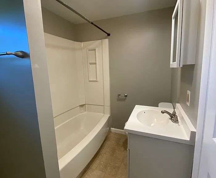 682 Huntington St #2 — Photo 13